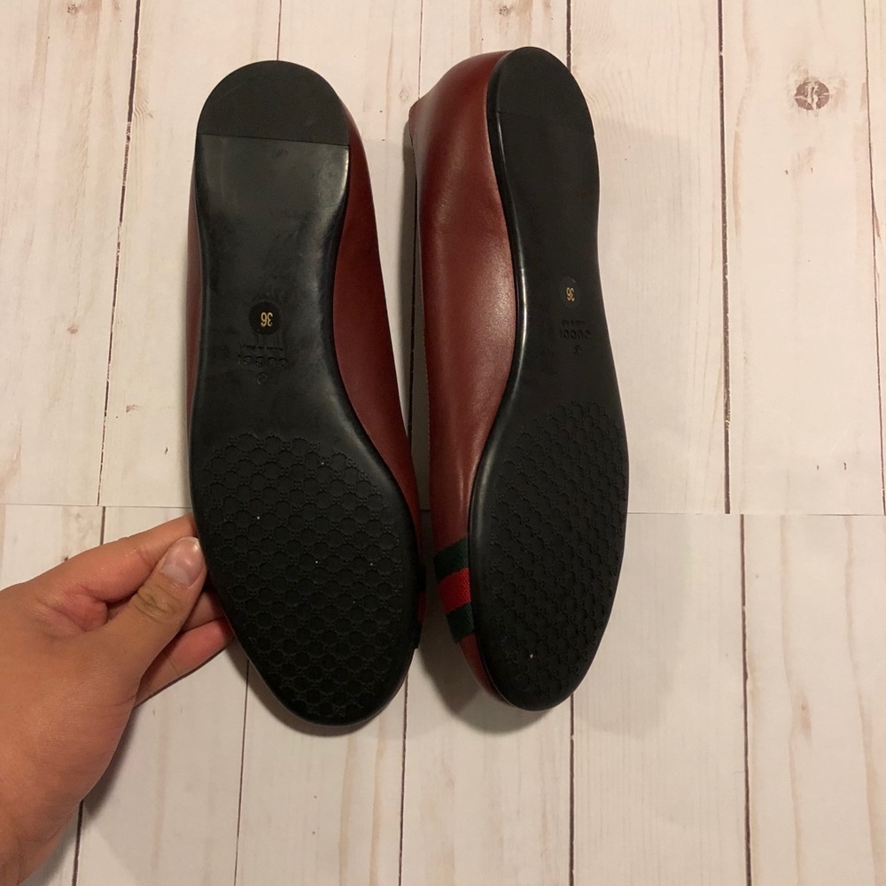 Red Gucci Flats - Picture 4 of 7